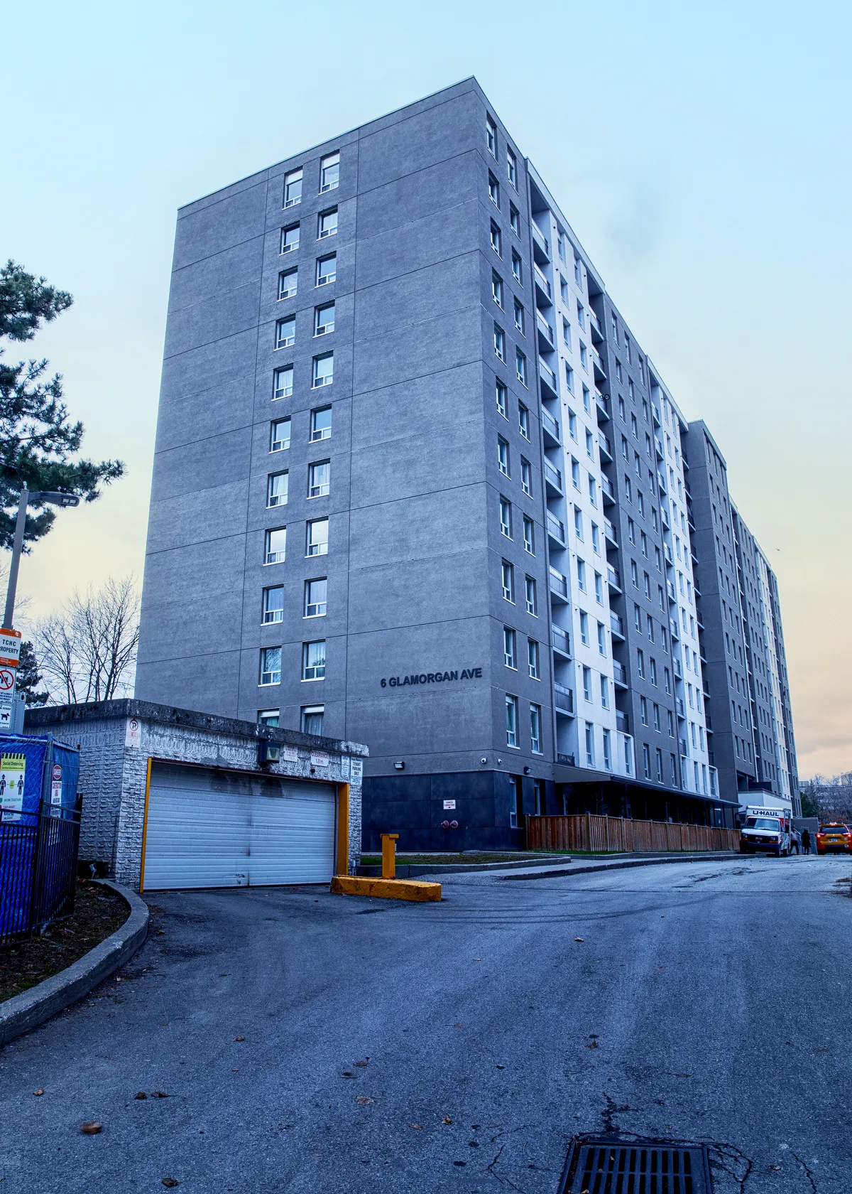 6 Glamorgan Ave, Scarborough