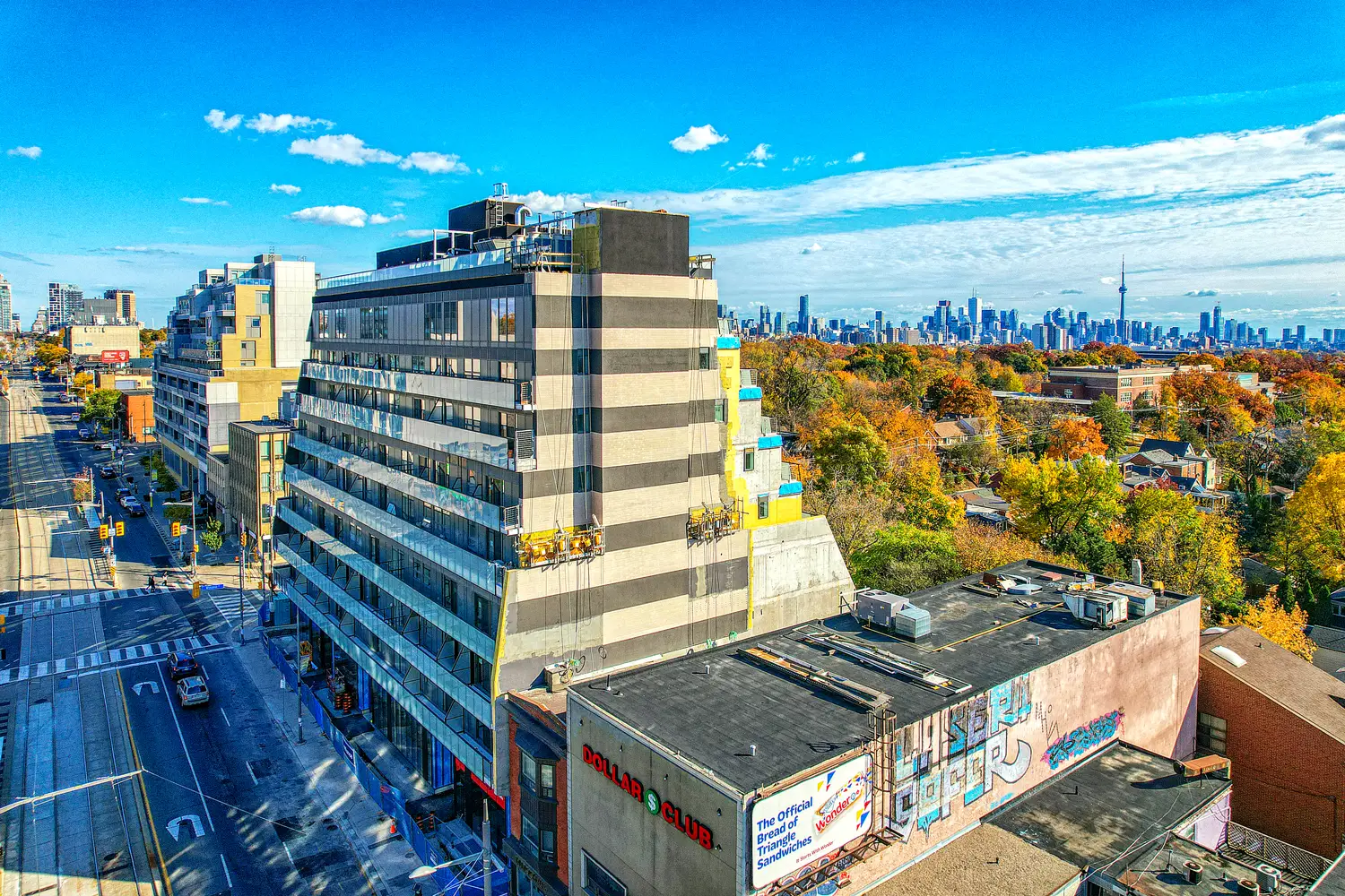 861 St. Clair Avenue West, Toronto